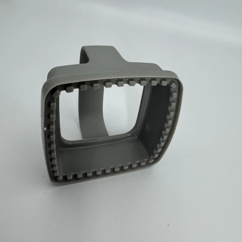 Pampered Chef Cut-N-Seal Gray Square Sandwich Cutter Sealer 100130 Uncrustables